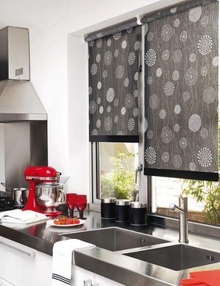 можно ли стирать тканевые ролеты